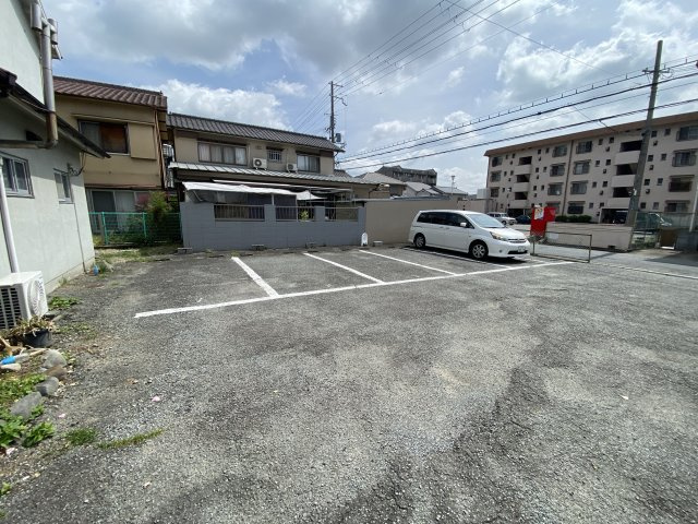 土山二戸一の駐車場