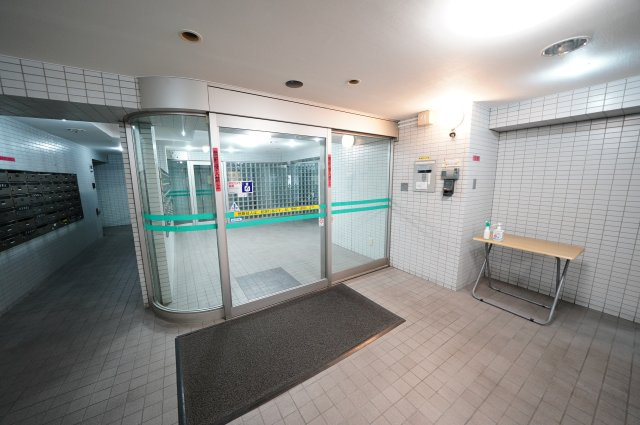 高崎鞘町シティハウスのエントランス