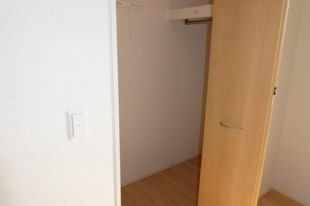 倉敷市真備町川辺のアパートの収納|クローゼット