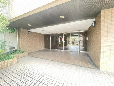 【エントランス】 | マーベラス摂津