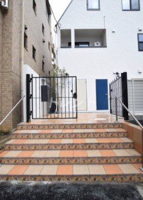 【エントランス】 | ミハス新宿富久町