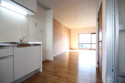 【居間・リビング】 | シティハイムサン一の宮Ａ