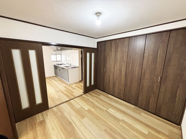 【洋室】 | 大枝西新林町五丁目テラスハウス