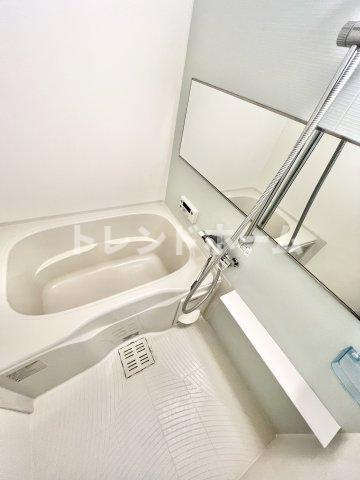 ルパルトネール難波の浴室|選べる家電プランあり！！