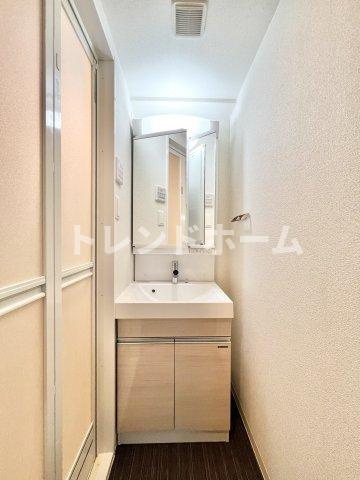 ルパルトネール難波の洗面所|選べる家電プランあり！！