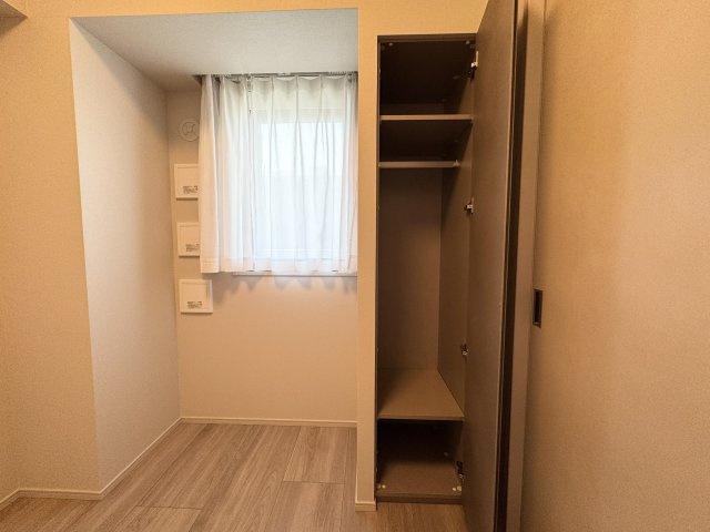 プラウド五反田の収納|洋室2