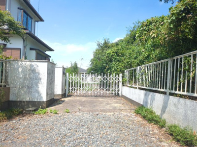 【前面道路含む現地写真】 | 九十九里町西野　古家付き土地