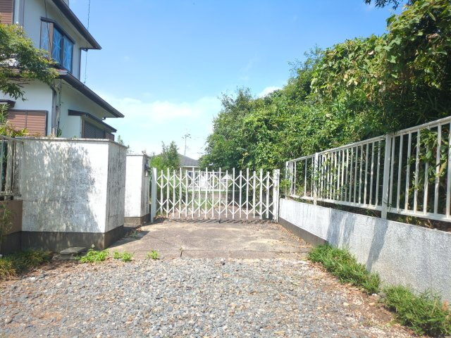 【前面道路含む現地写真】 | 九十九里町西野　古家付き土地