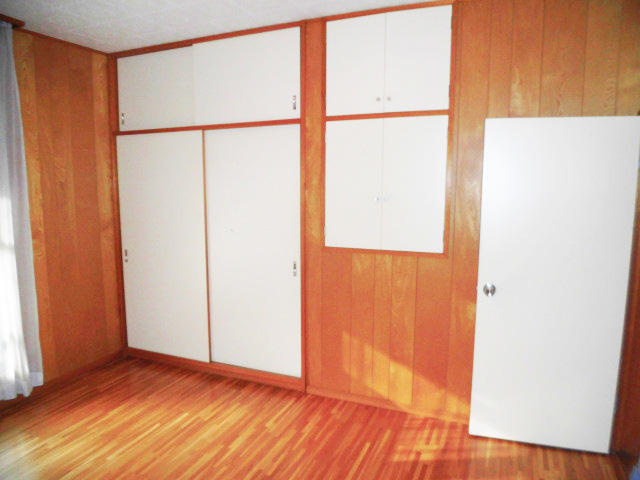 【洋室】 | 松戸市栗ヶ沢戸建 | コンパクトで使いやすい洋室です