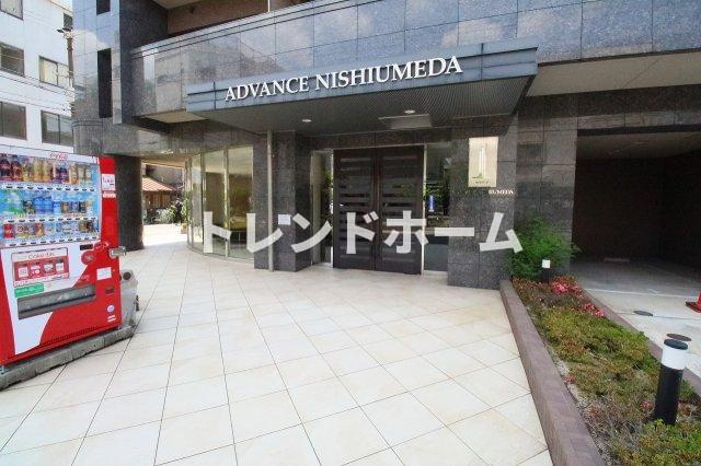 アドバンス西梅田のエントランス|選べる家電プランあり！！