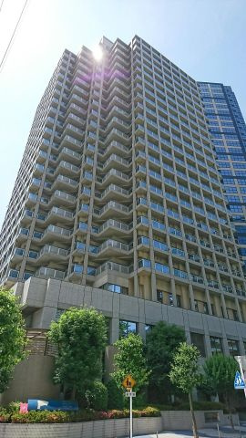 アイタウン・レピアの外観