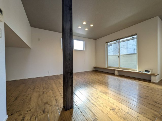 【居間・リビング】