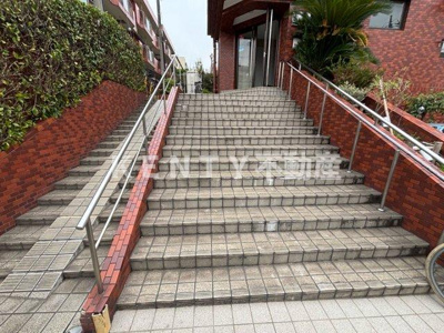 【エントランス】 | ガーデンヒルズ弐番館 | エントランスです