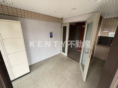 【エントランス】 | ガーデンヒルズ弐番館 | 落ち着いたエントランスです