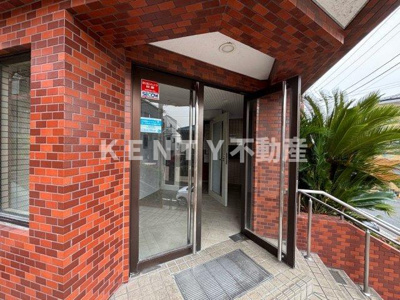 【エントランス】 | ガーデンヒルズ弐番館 | 建物の内部です