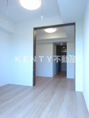 【寝室】 | ラフィスタ蒲田南Ⅱ | 広くて明るい寝室