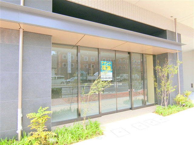 グランシャリオ羽田のその他共用部分|1階テナント　処方箋薬局と整骨院