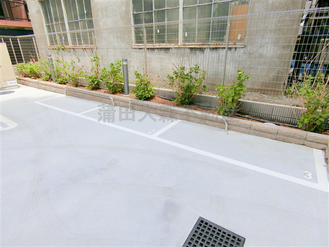 グランシャリオ羽田のその他共用部分|バイク置き場　空き状況等詳細はお問合せください。