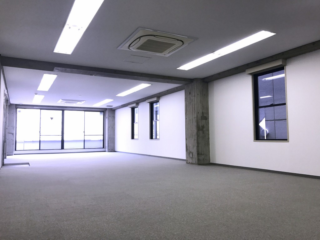 第２小川ビルの内装
