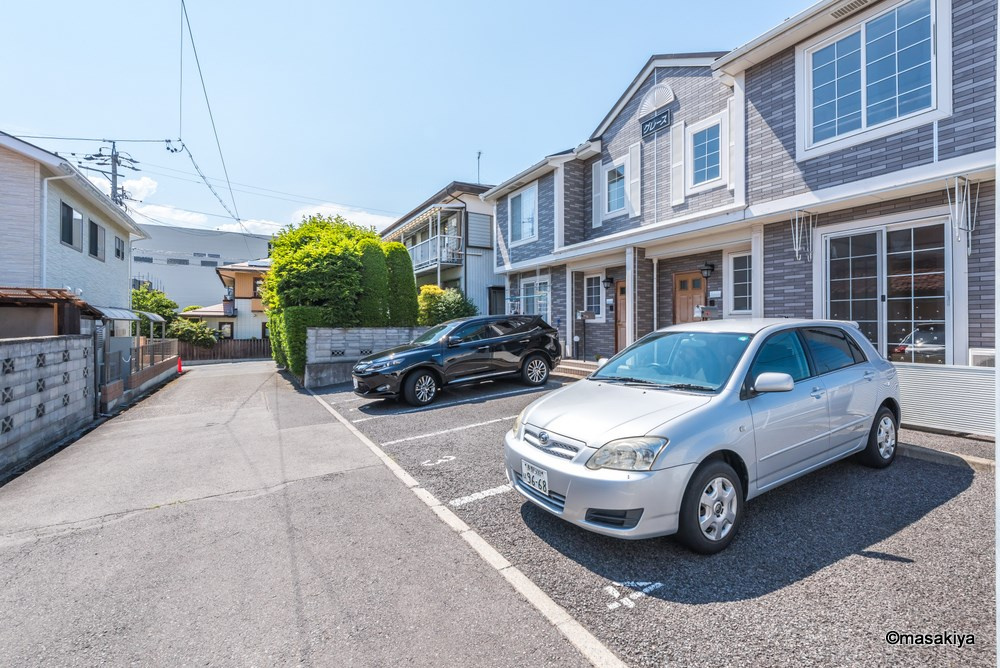 グレースの駐車場|駐車場