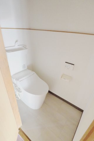 宮脇貸家のトイレ