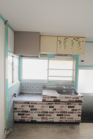 宮脇貸家のキッチン