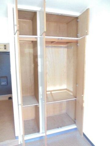 スカイコート高砂第2の収納