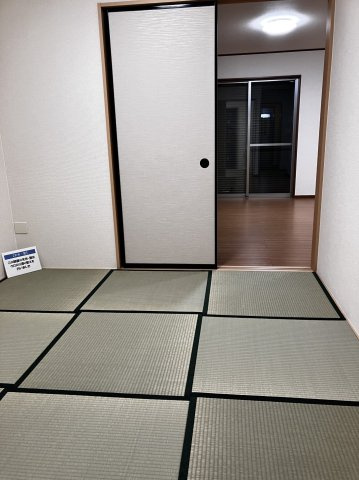 ６４０７２　岐阜市早田東町中古戸建ての和室