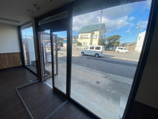 橋目町 山田様店舗の内装