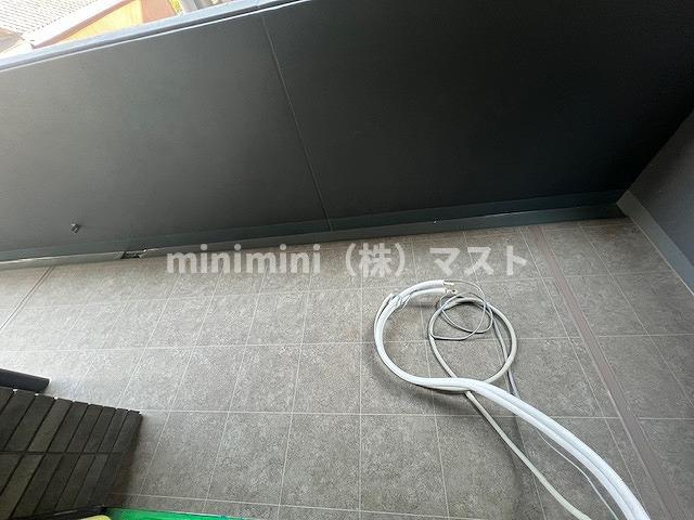 エスライズ難波Ⅲのバルコニー