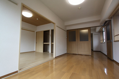 【内装】 | プラーナ泉中央