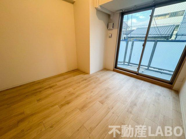 クローバー・グランツ弁天町の洋室