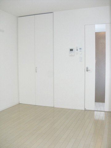 メゾン　ボナールの居間・リビング|居室：家具の配置をしやすい間取りです