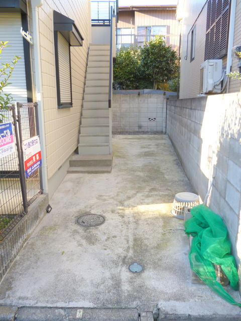 メゾン斉藤のエントランス|共用廊下