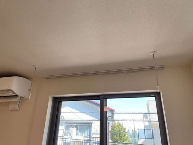 ラディアント桜上水の内装|★室内物干しフック★外出時でも洗濯物が干せます★