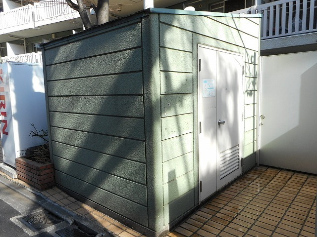 烏山ダイカンプラザⅠ号館のその他共用部分|ダストボックス