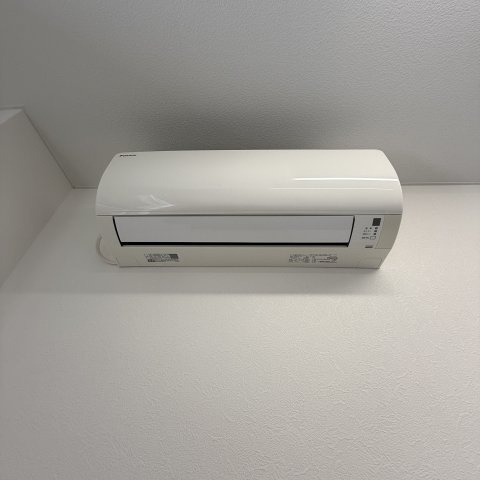 電材ビルの設備