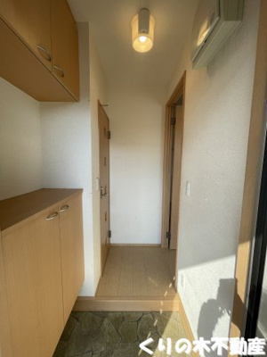 【玄関】 | エトワールしゅりⅡ | 落ち着いた玄関です