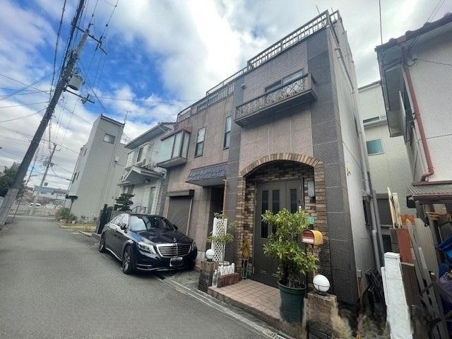 菊水通２丁目　中古一戸建ての外観|新しい生活にいかがでしょうか？外観はお住まいの顔になります。こだわりたいポイントですね。外壁塗装や屋根塗装のご相談も承っております。
■現地内覧・資金計画相談・住宅ローン相談もお問合せ受付中■