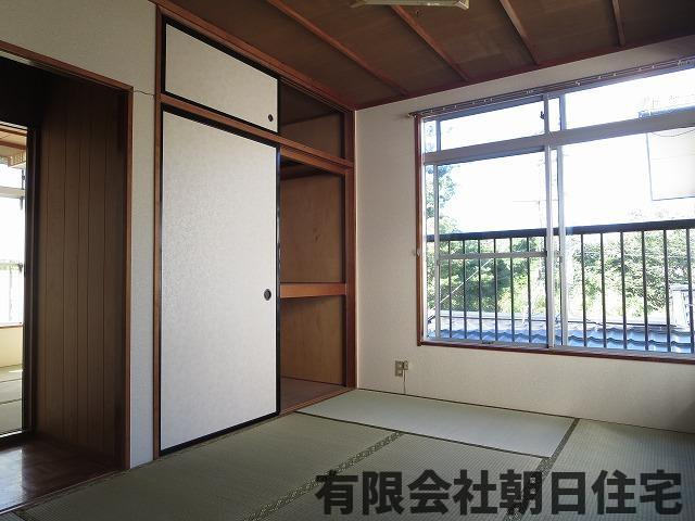 【和室】 | 上乃木1丁目収益物件 | 畳の上でゆっくりとくつろげる和室です