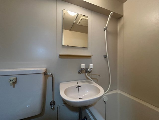 ジュネス深江の洗面所