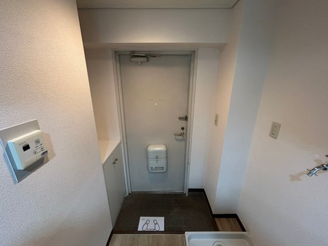 ジュネス深江の玄関