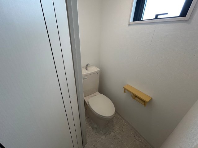 ラムール六甲山ノ手のトイレ