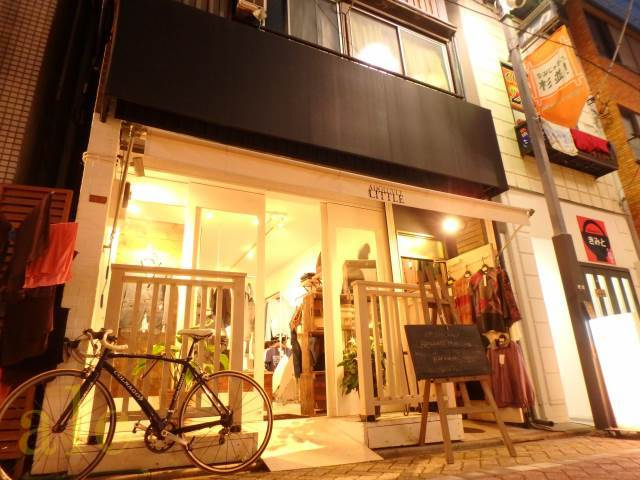 4rooms中野の周辺|ルック商店街。デートスポットとしても有名です。