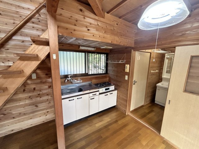 有田川リバーサイドヒル①ロフト付木造平屋建のキッチン