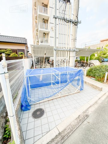 ウィリングネクストのその他共用部分|便利な敷地内ゴミ置き場もあります♪