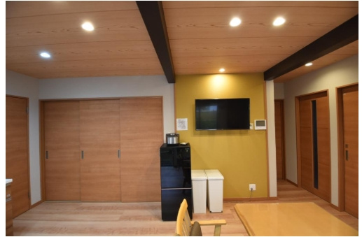 右京区西院上今田町　店舗戸建のロビー