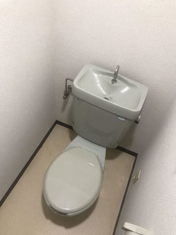 【トイレ】 | ダイナコート大橋レジックス | 別号室の写真になります。現況優先。