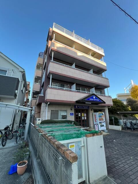 東村山ペガサスビルの外観