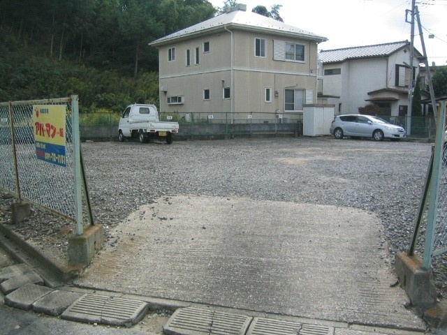 新町第4駐車場の外観
